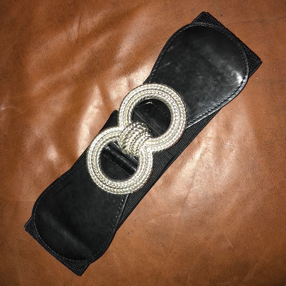 Silver buckle & Black stretch belt